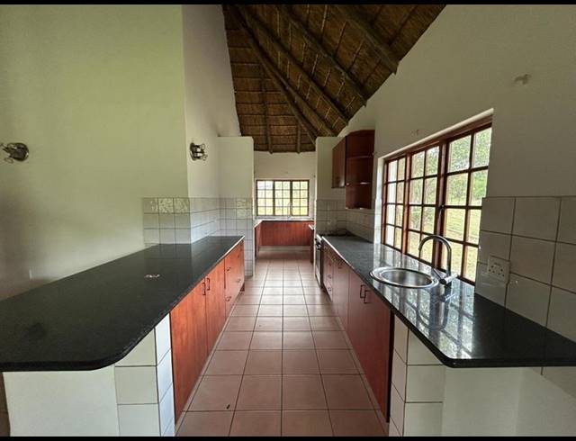 3 BEDROOM PROPERTY TO RENT IN MNANDI